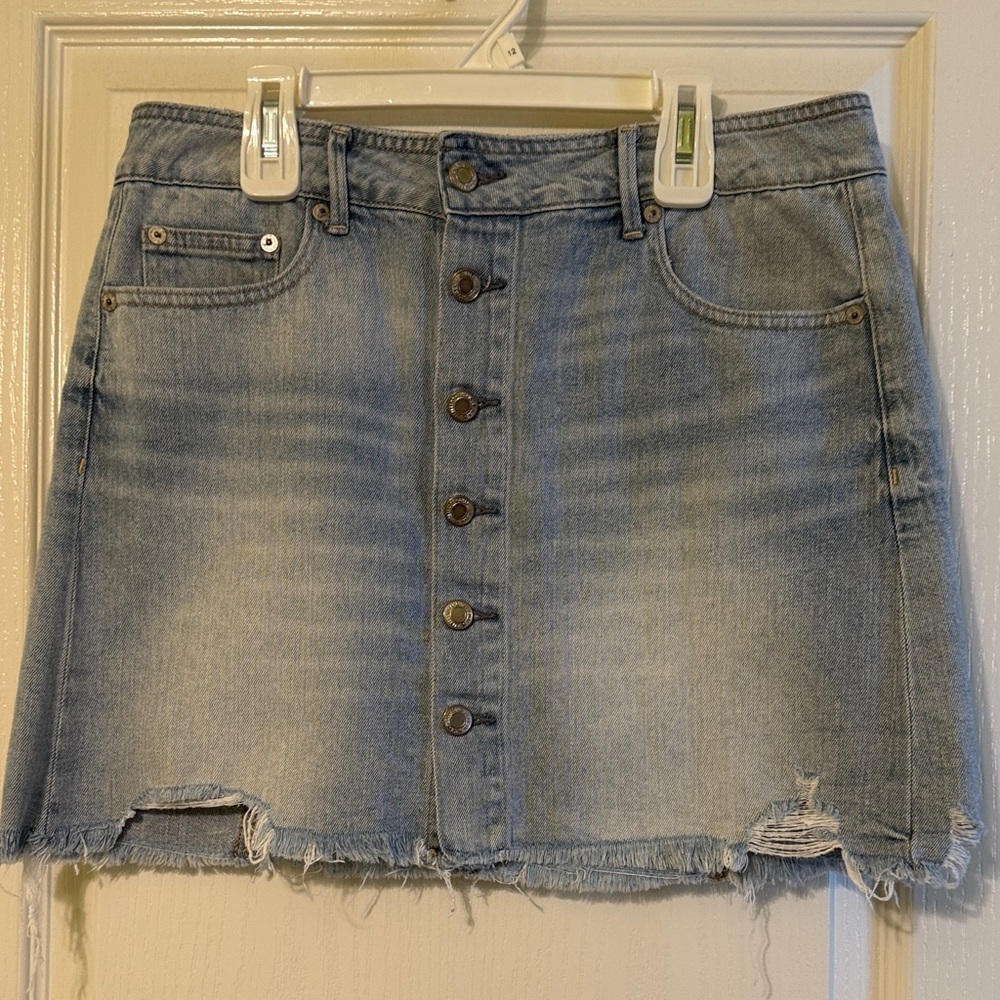 American Eagle Button Front Denim Skirt
